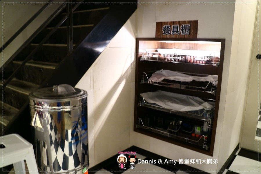 20170601《竹北開到凌晨的店》台灣壹碳烤-純木炭火串燒專門店！。現點現烤。朋友聚餐晚餐宵夜好選擇。非炸物純炭烤的串燒美食︱ （影片） (54).jpg