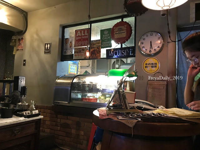 2019, winter 走吧台北哪裡吃美食：萬華區 豬大爺推薦美食 超平價韓式烤肉 玖佰號