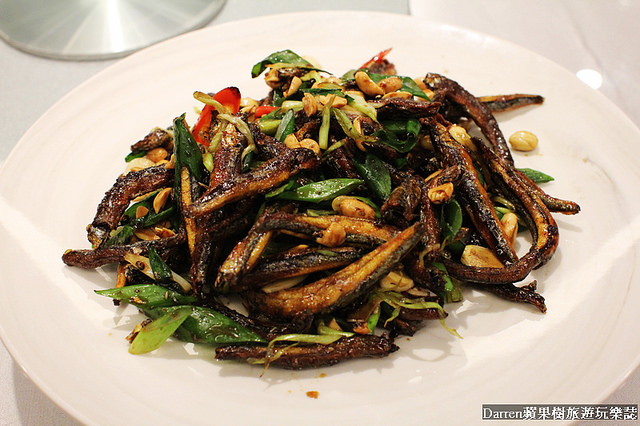 『新北新店』白金花園酒店烤鴨特餐★白金櫻桃烤鴨料理要預約才吃的到/捷運景安站美食餐廳鄰近新店區陽光運動公園