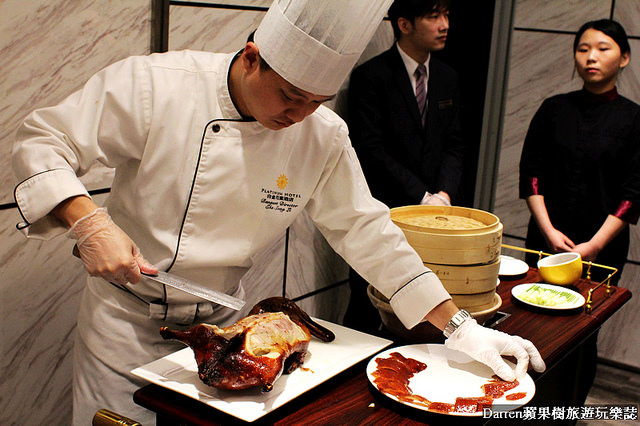 『新北新店』白金花園酒店烤鴨特餐★白金櫻桃烤鴨料理要預約才吃的到/捷運景安站美食餐廳鄰近新店區陽光運動公園