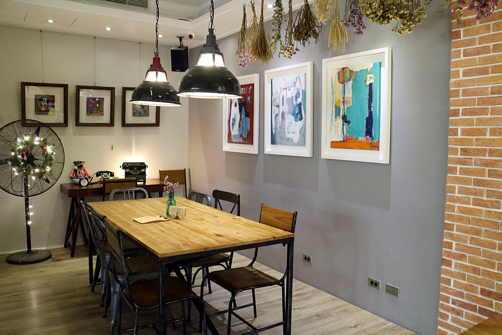 美食►桃園┃未秧咖啡┃藝文特區附近隱藏版桃園早午餐，彩色拉花、荷蘭鬆餅超吸睛！