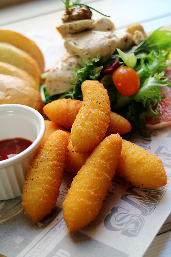 美食►桃園┃未秧咖啡┃藝文特區附近隱藏版桃園早午餐，彩色拉花、荷蘭鬆餅超吸睛！