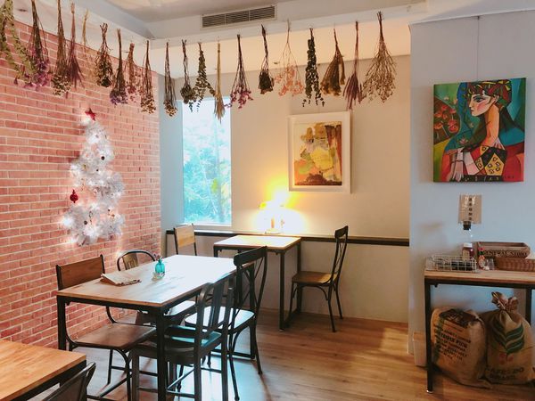 桃園✿未秧咖啡 WAY YOUNG✿好美好美的彩虹拉花~ 搭配超厲害咖啡 視覺味覺都好滿足呀!