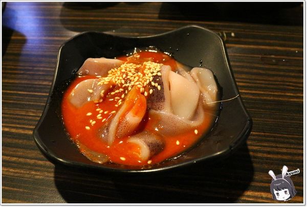 好客燒烤(新光三越三多店)：[食記]►高雄前鎮區◄好客燒烤生猛海鮮區吃到飽/帝王蟹腳/A5和牛/澎湖生蠔/嚴選泰國蝦/霸王蝦/澎湖明蝦，文末有贈送讀者回饋～