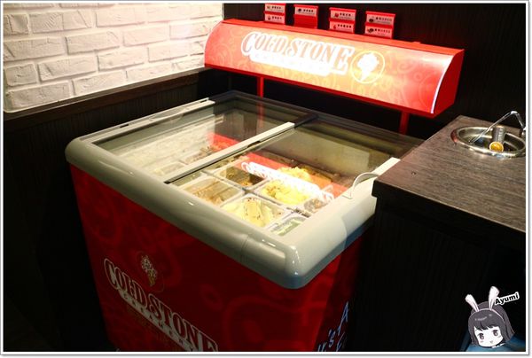 好客燒烤(新光三越三多店)：[食記]►高雄前鎮區◄好客燒烤生猛海鮮區吃到飽/帝王蟹腳/A5和牛/澎湖生蠔/嚴選泰國蝦/霸王蝦/澎湖明蝦，文末有贈送讀者回饋～