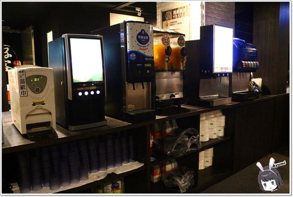 好客燒烤(新光三越三多店)：[食記]►高雄前鎮區◄好客燒烤生猛海鮮區吃到飽/帝王蟹腳/A5和牛/澎湖生蠔/嚴選泰國蝦/霸王蝦/澎湖明蝦，文末有贈送讀者回饋～