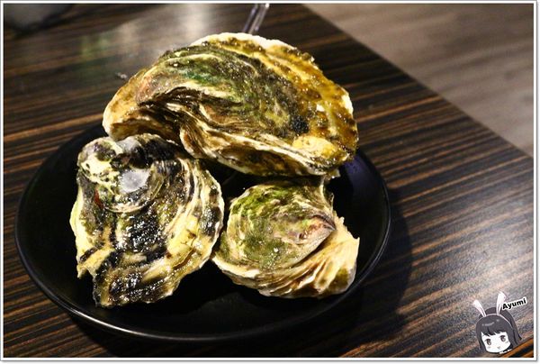 好客燒烤(新光三越三多店)：[食記]►高雄前鎮區◄好客燒烤生猛海鮮區吃到飽/帝王蟹腳/A5和牛/澎湖生蠔/嚴選泰國蝦/霸王蝦/澎湖明蝦，文末有贈送讀者回饋～