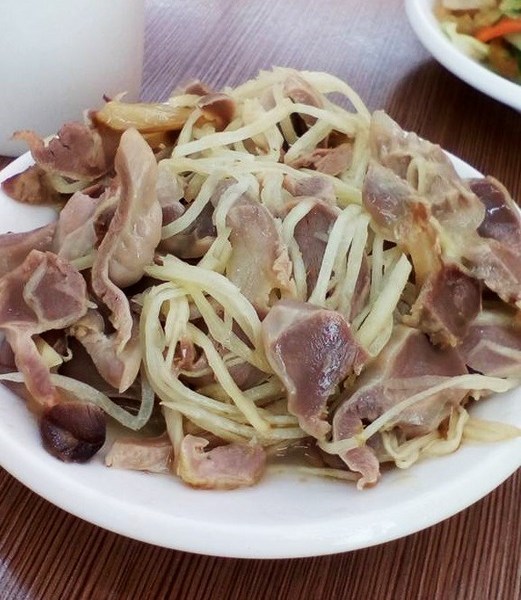 五花馬水餃館(淡水中山北店)：品嚐五色開運水餃--五花馬水餃館(淡水中山門市)体驗心得