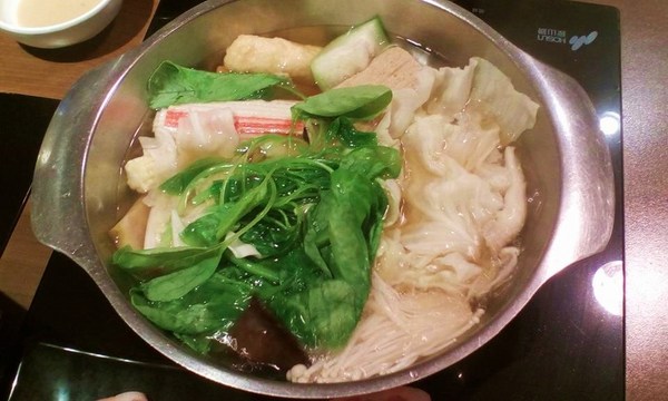 和田精緻涮涮鍋(新光三越台北站前店):位於百貨公司的一隅--和田精緻涮涮鍋(新光站前店)体驗心得 和田精緻涮涮鍋(新光三越台北站前店):位於百貨公司的一隅--和田精緻涮涮鍋(新光站前店)体驗心得