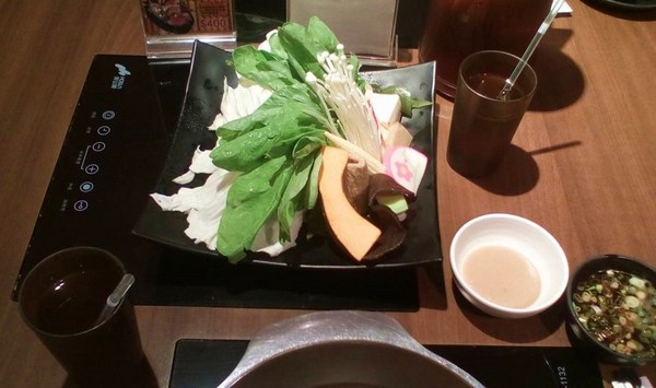 和田精緻涮涮鍋(新光三越台北站前店):位於百貨公司的一隅--和田精緻涮涮鍋(新光站前店)体驗心得 和田精緻涮涮鍋(新光三越台北站前店):位於百貨公司的一隅--和田精緻涮涮鍋(新光站前店)体驗心得