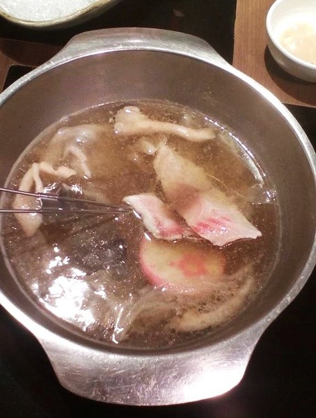 和田精緻涮涮鍋(新光三越台北站前店):位於百貨公司的一隅--和田精緻涮涮鍋(新光站前店)体驗心得 和田精緻涮涮鍋(新光三越台北站前店):位於百貨公司的一隅--和田精緻涮涮鍋(新光站前店)体驗心得