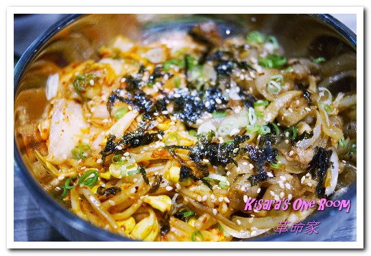 革命家 韓式炭火串燒烤:忠孝敦化韓式鐵箱燒烤.油煙不外洩,不怕沾染滿身烤肉味──革命家