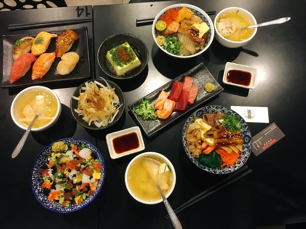 IMG_7785.JPG IMG_7785.JPG