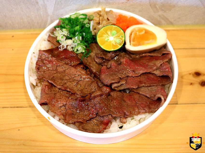 台南日本料理／外帶星鰻丼第二碗半價／任一丼飯搭配星鰻丼兩碗折50元／嚴選新鮮食材現點現做／料多實在CP值高／巷弄隱藏版美食