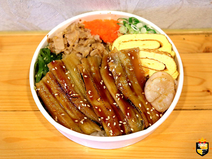 台南日本料理／外帶星鰻丼第二碗半價／任一丼飯搭配星鰻丼兩碗折50元／嚴選新鮮食材現點現做／料多實在CP值高／巷弄隱藏版美食