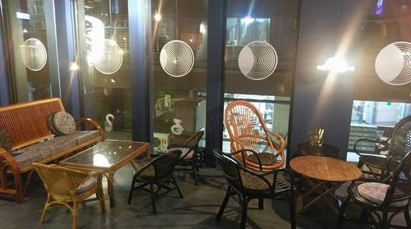 Yoko洋子酒食所:Yoko洋子酒食所-板橋府中站的聚餐好選擇 跟好友同事喝點酒吃點串燒有夠愜意