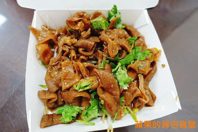 [食記] 新竹香山 - 張記麻辣大腸麵線 平價小吃高CP值 蚵仔超肥美 麵線不軟爛香氣撲鼻 新竹美食 傳統小吃