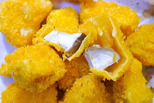 茉莉公主蛋包飯:|食.彰化|茉莉公主蛋包飯 多層次的公主禮服造型.讓人看了都捨不得開動!決明子沙坑 / 旋轉木馬餐廳