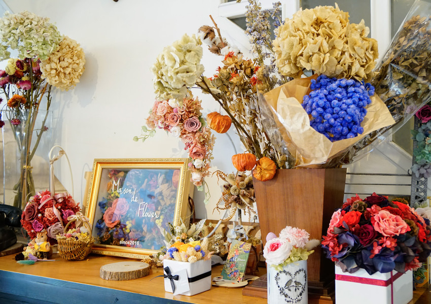 [台南]Meller墨樂咖啡-安平隱藏版! 時尚乾燥花藝x復古老屋咖啡店 難忘美味手作甜點 台南安平咖啡館推薦 - 美食好芃友