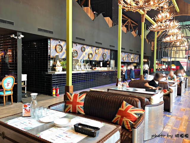 【嘉義 餐廳】Sunny Queen 陽光皇后🐤🐤🐤浮誇系餐廳，裝潢美到不行，就連餐點也很浮誇，尤其那隻烤雞(記得先預約)，好看又好吃，真的是一家令人印象深刻的餐廳