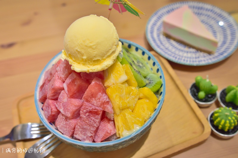宜蘭羅東美食》小島日和 日式手作水果剉冰&蛋糕甜點 女孩們都無法招架的繽紛花牆 - 滿分的旅遊札記