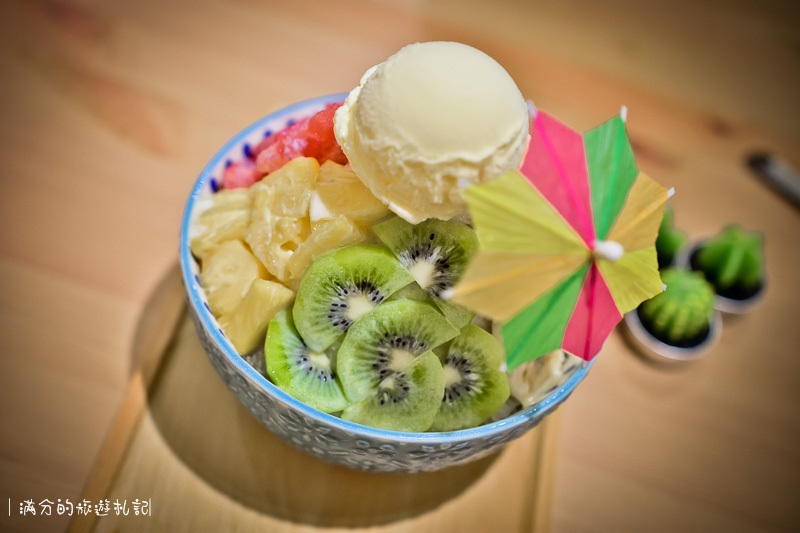宜蘭羅東美食》小島日和 日式手作水果剉冰&蛋糕甜點 女孩們都無法招架的繽紛花牆 - 滿分的旅遊札記