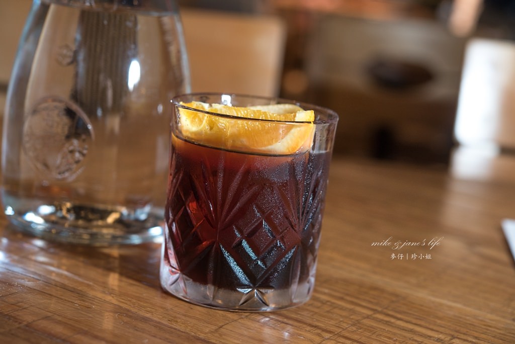 餐酒食記｜『Jamies Italian Taiwan』推出全新商業午餐｜義大利主廚傑米奧立佛台灣首間分店在新光三越A11｜信義區餐酒館推薦 - 麥仔の生活日記