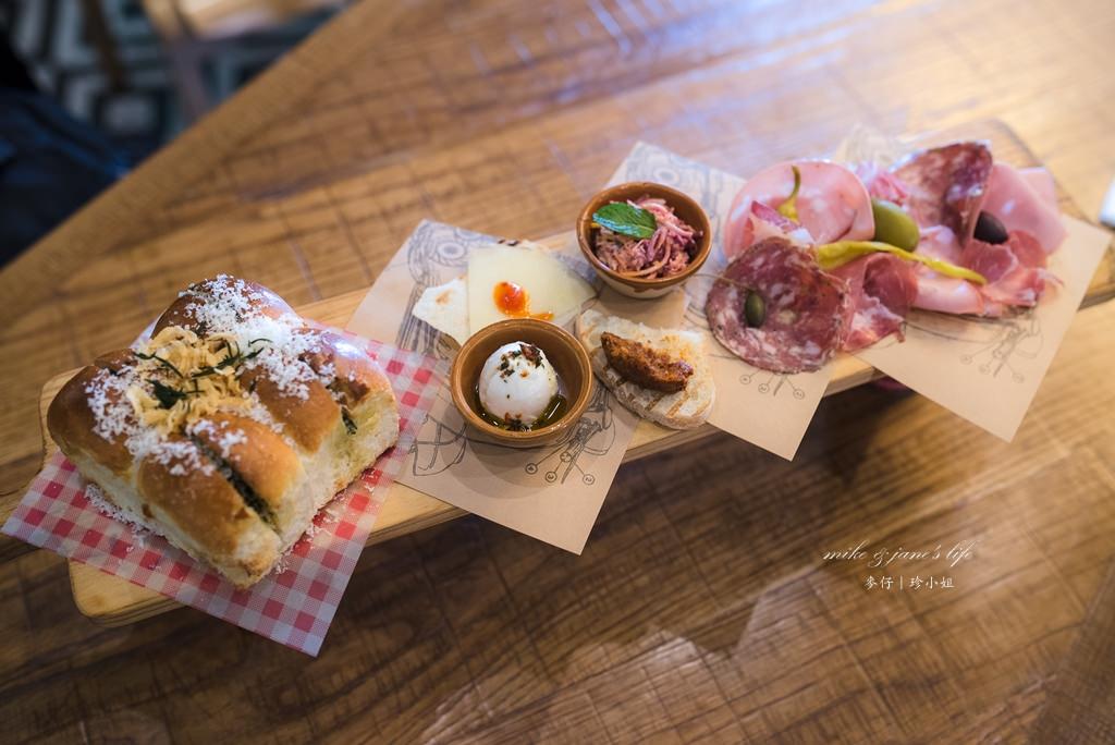 餐酒食記｜『Jamies Italian Taiwan』推出全新商業午餐｜義大利主廚傑米奧立佛台灣首間分店在新光三越A11｜信義區餐酒館推薦 - 麥仔の生活日記