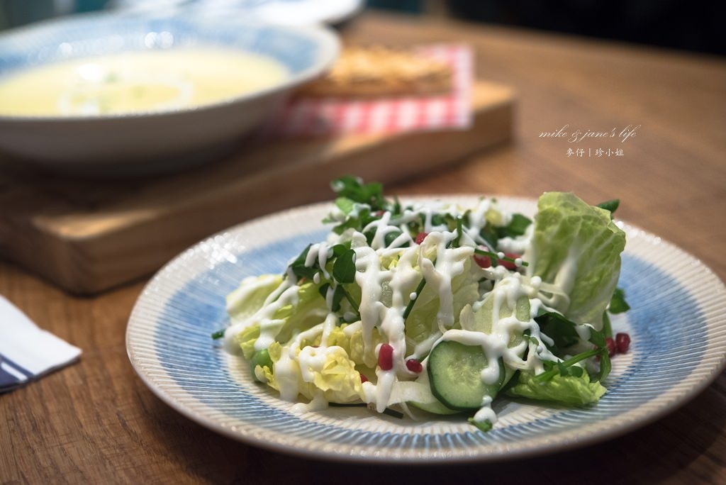 餐酒食記｜『Jamies Italian Taiwan』推出全新商業午餐｜義大利主廚傑米奧立佛台灣首間分店在新光三越A11｜信義區餐酒館推薦 - 麥仔の生活日記