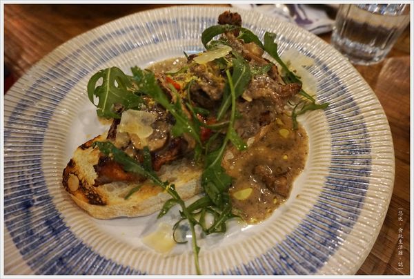 Jamie's -義式秘製烤雞肉-1.JPG