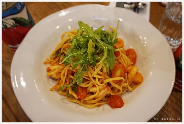 Jamie's -招牌風味鮮蝦細扁麵-1.JPG