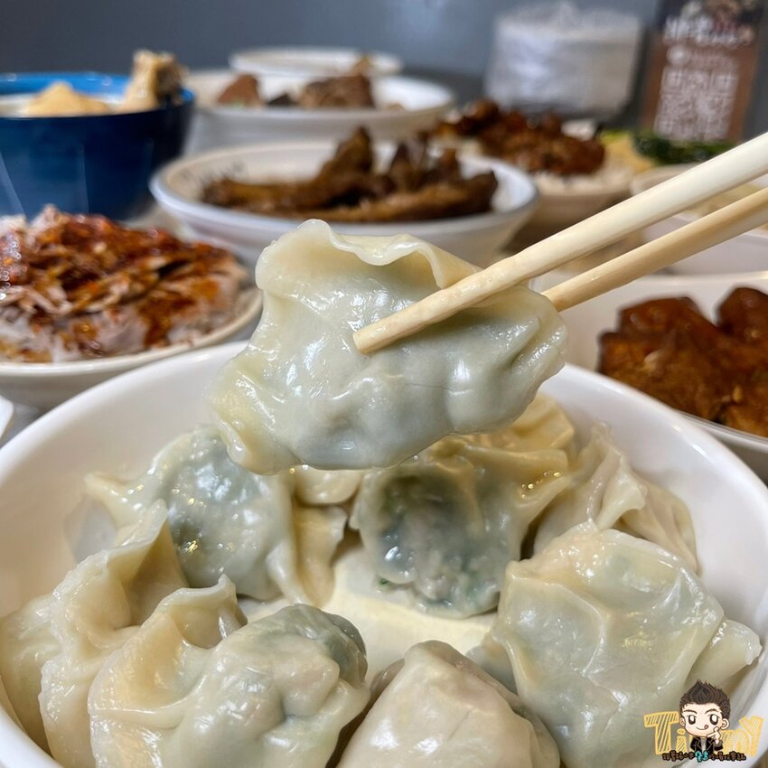 竹北藥燉排骨日賣300碗！20多種藥材熬煮美味藥燉排骨。神的雞湯平日中午也可以吃得到了！