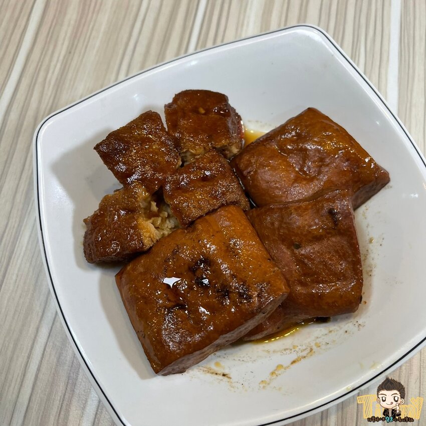 竹北藥燉排骨日賣300碗！20多種藥材熬煮美味藥燉排骨。神的雞湯平日中午也可以吃得到了！