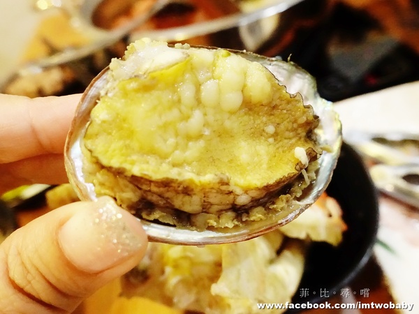 濟鴻火鍋:【捷運美食】濟鴻火鍋 漁港直送生猛海鮮 蝦兵蟹將活跳跳上桌 甜潤海鮮X極鮮肉品讓您大呼過癮!! 濟鴻火鍋:【捷運美食】濟鴻火鍋 漁港直送生猛海鮮 蝦兵蟹將活跳跳上桌 甜潤海鮮X極鮮肉品讓您大呼過癮!!