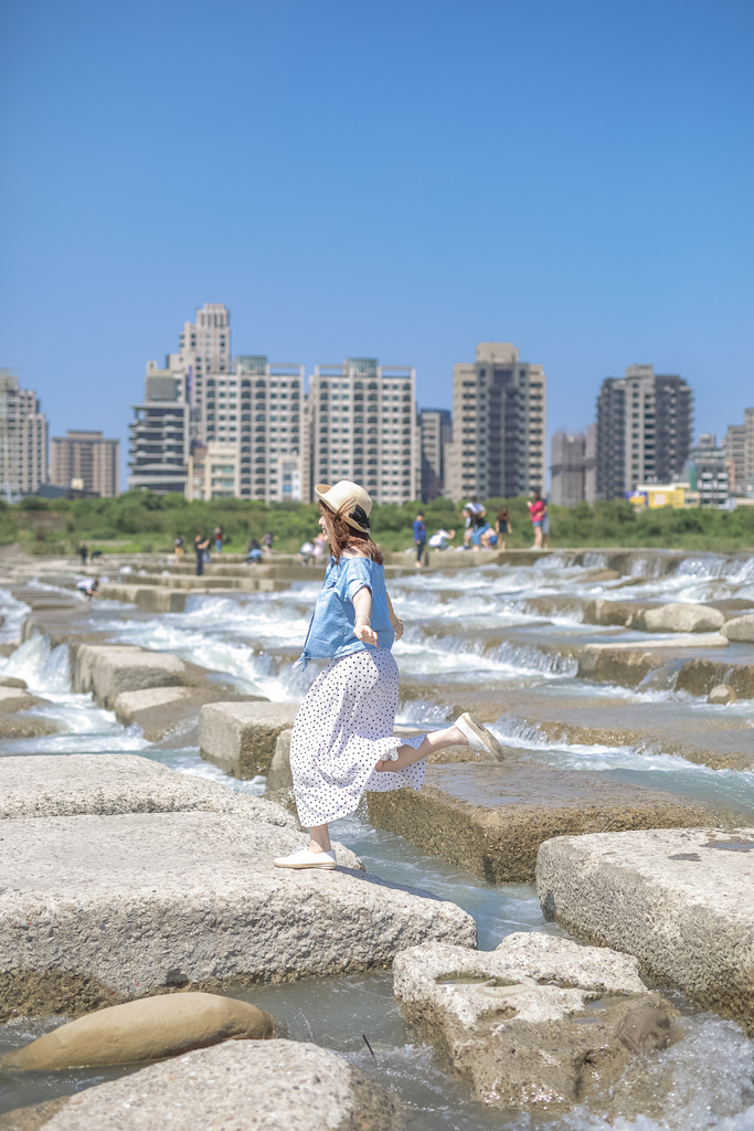 新竹頭前溪豆腐岩7.jpg 新竹頭前溪豆腐岩7.jpg