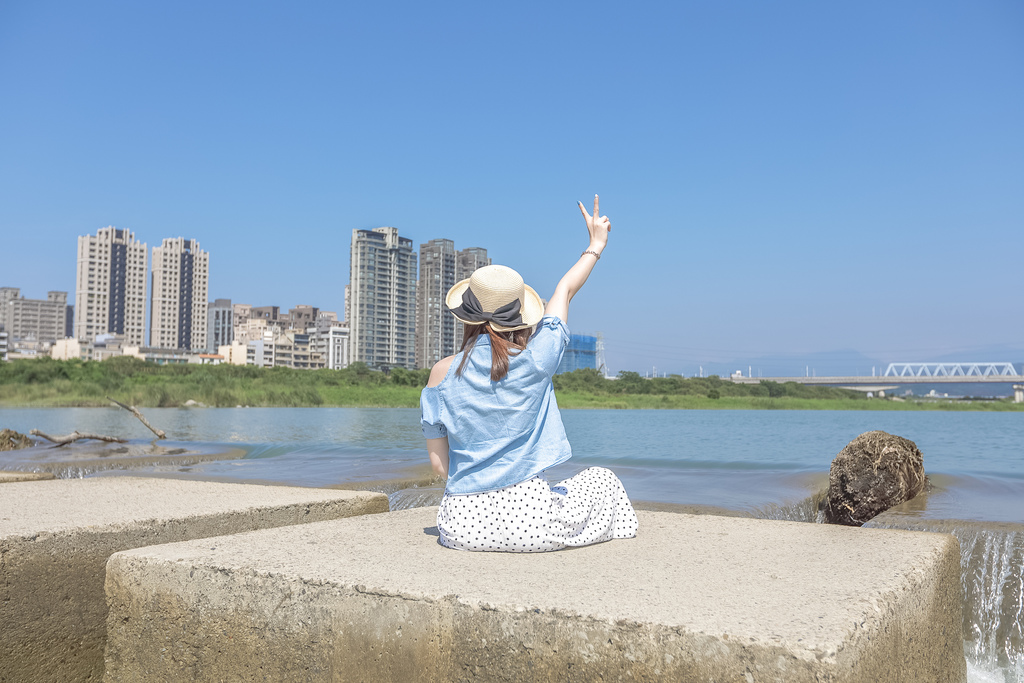 新竹頭前溪豆腐岩9.jpg 新竹頭前溪豆腐岩9.jpg