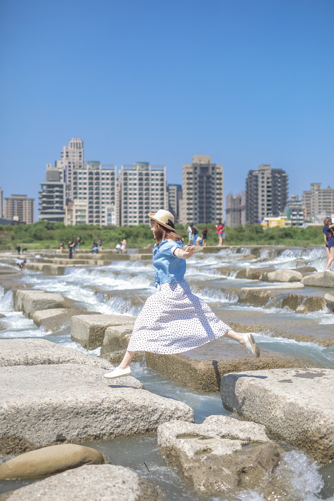 新竹頭前溪豆腐岩6.jpg 新竹頭前溪豆腐岩6.jpg