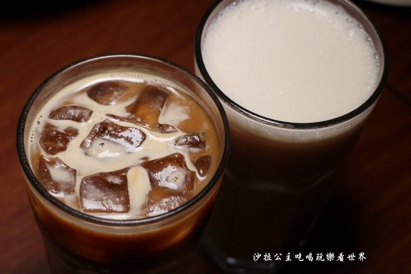 RAYCA Coffee:中山區咖啡/不限時/有插座/提供百人包場場地『RAYCA Coffee & Platform』捷運民權西路站