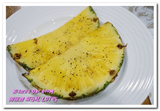 御蓮齋蔬食吃到飽餐廳:素食吃到飽.菜色多樣化顛覆大家想像的精緻素食餐廳──御蓮齋