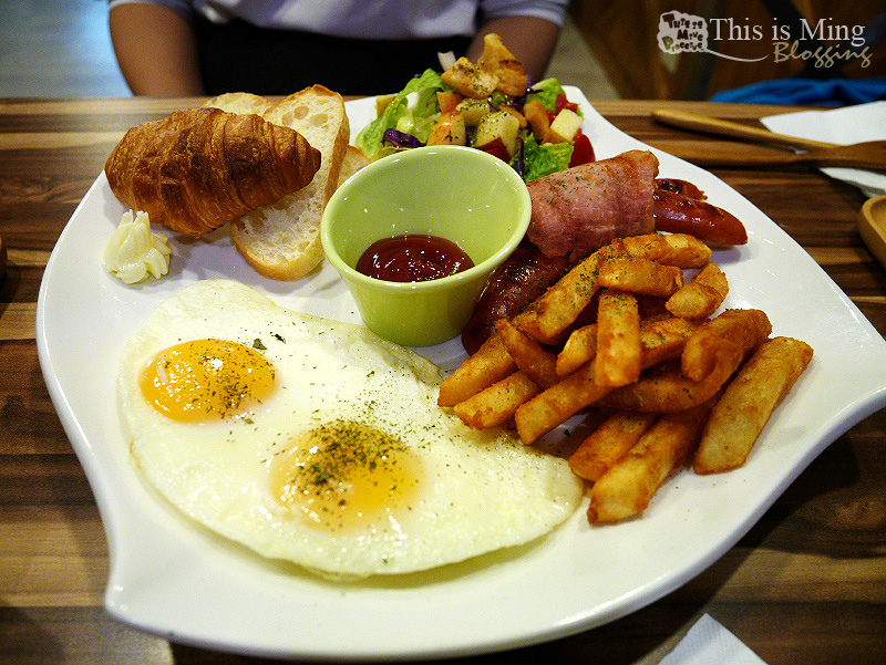【新北新店│食記】小碧潭 SUMI CAFE 自家烘焙咖啡館～午后的輕食饗宴