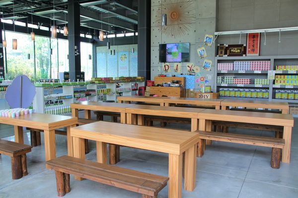 左手香故事館：【南投景點】左手香生活故事館~DIY屬於自己的天然手工皂~庭園造景結合環保的綠建築