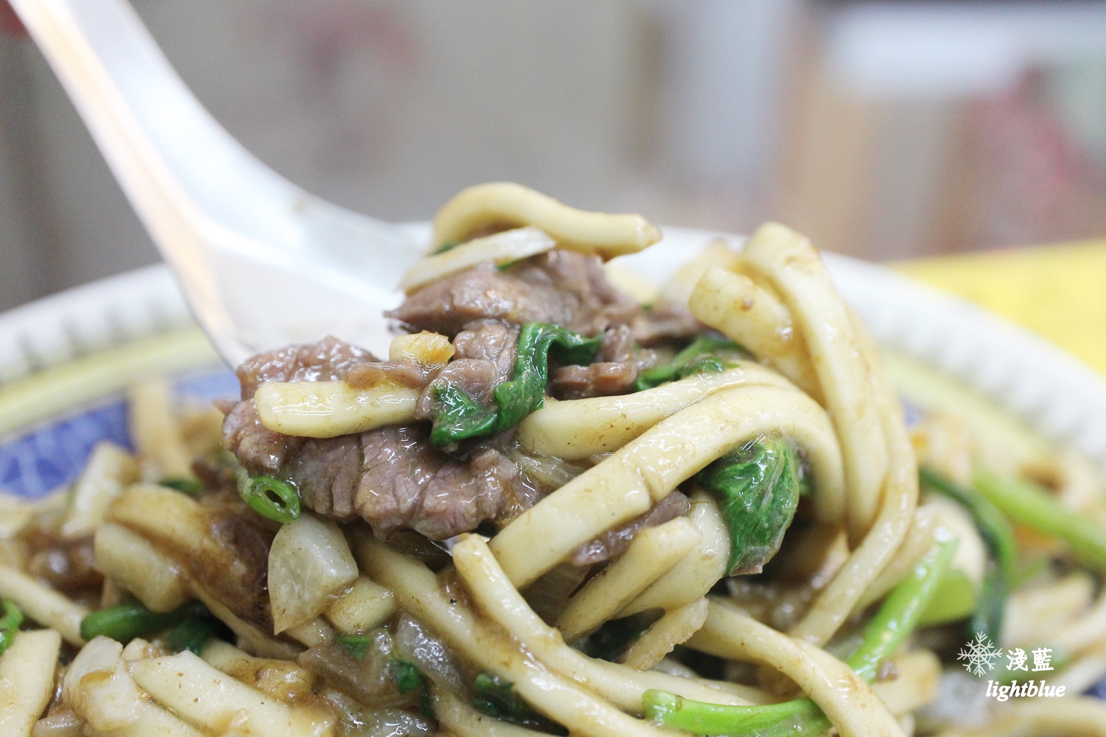 嘉義美食：淺藍 × 阿進土產牛肉湯～晚來吃不到美味牛肉湯、牛雜湯