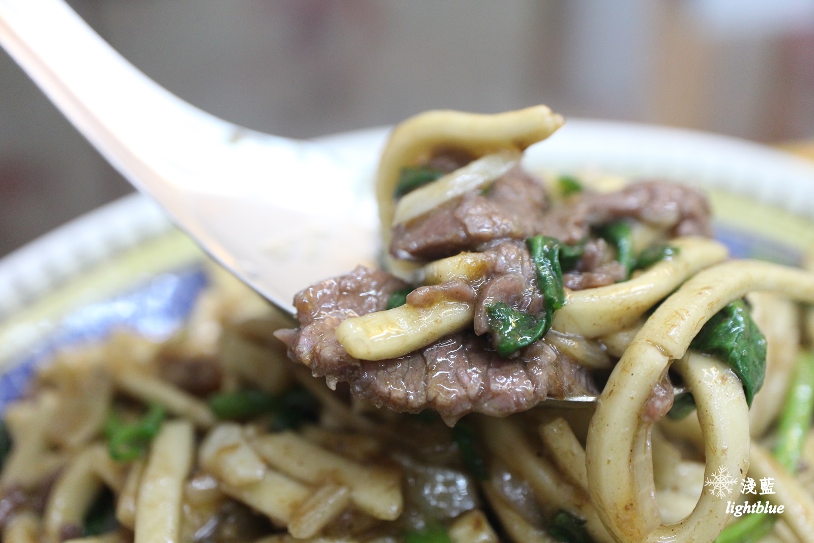 嘉義美食：淺藍 × 阿進土產牛肉湯～晚來吃不到美味牛肉湯、牛雜湯
