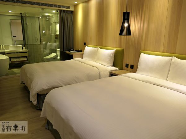 【台中住宿】綠宿行旅Green Hotel：綠色美學概念旅店，有趣互動心之光牆；來一趟說走就走的台中之旅，近草悟道廣場綠園道