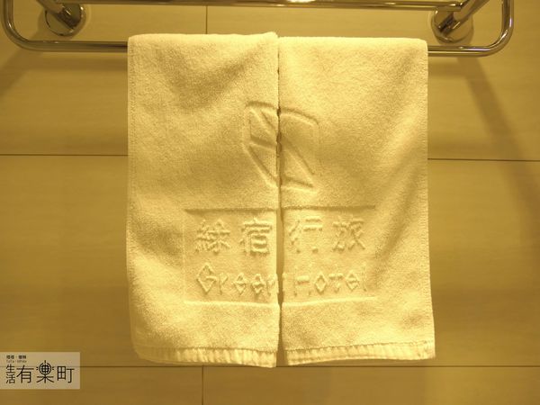 【台中住宿】綠宿行旅Green Hotel：綠色美學概念旅店，有趣互動心之光牆；來一趟說走就走的台中之旅，近草悟道廣場綠園道