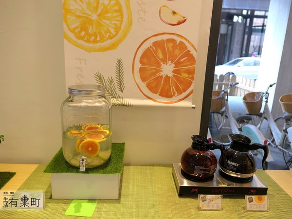 【台中住宿】綠宿行旅Green Hotel：綠色美學概念旅店，有趣互動心之光牆；來一趟說走就走的台中之旅，近草悟道廣場綠園道