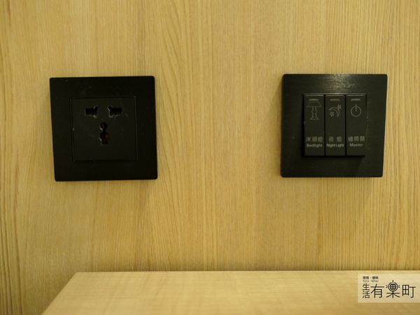 【台中住宿】綠宿行旅Green Hotel：綠色美學概念旅店，有趣互動心之光牆；來一趟說走就走的台中之旅，近草悟道廣場綠園道