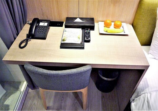 綠宿行旅：| 台中住宿 | 綠宿行旅 整棟建築採天井自然採光．結合環保與文藝氣息的創意旅館，草悟道微旅行