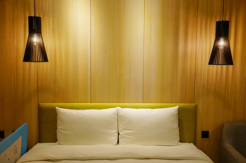 台中草悟道住宿 綠宿行旅Green Hotel 環保旅店榮獲三星級 LED心之光牆放煙火親子互動更有趣36.jpg