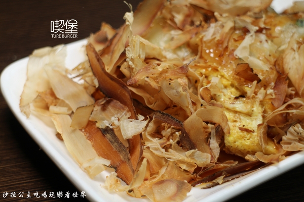 喫堡:宜蘭羅東人氣早午餐『喫堡』福源花生顆顆厚片/APP點餐/儲值不用等找錢/滿額外送/近北成國小